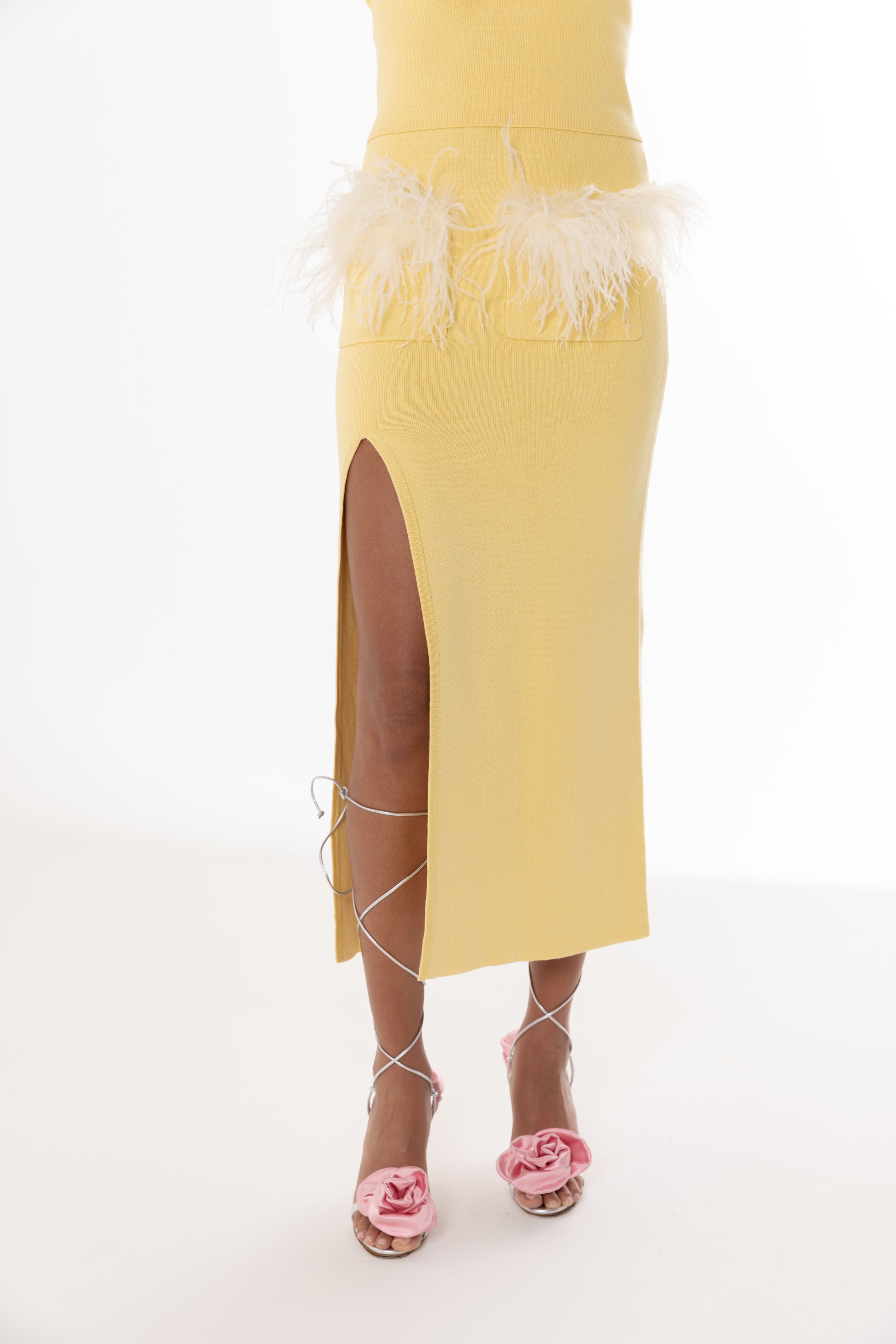 andreeva yellow knit skirt with feathers