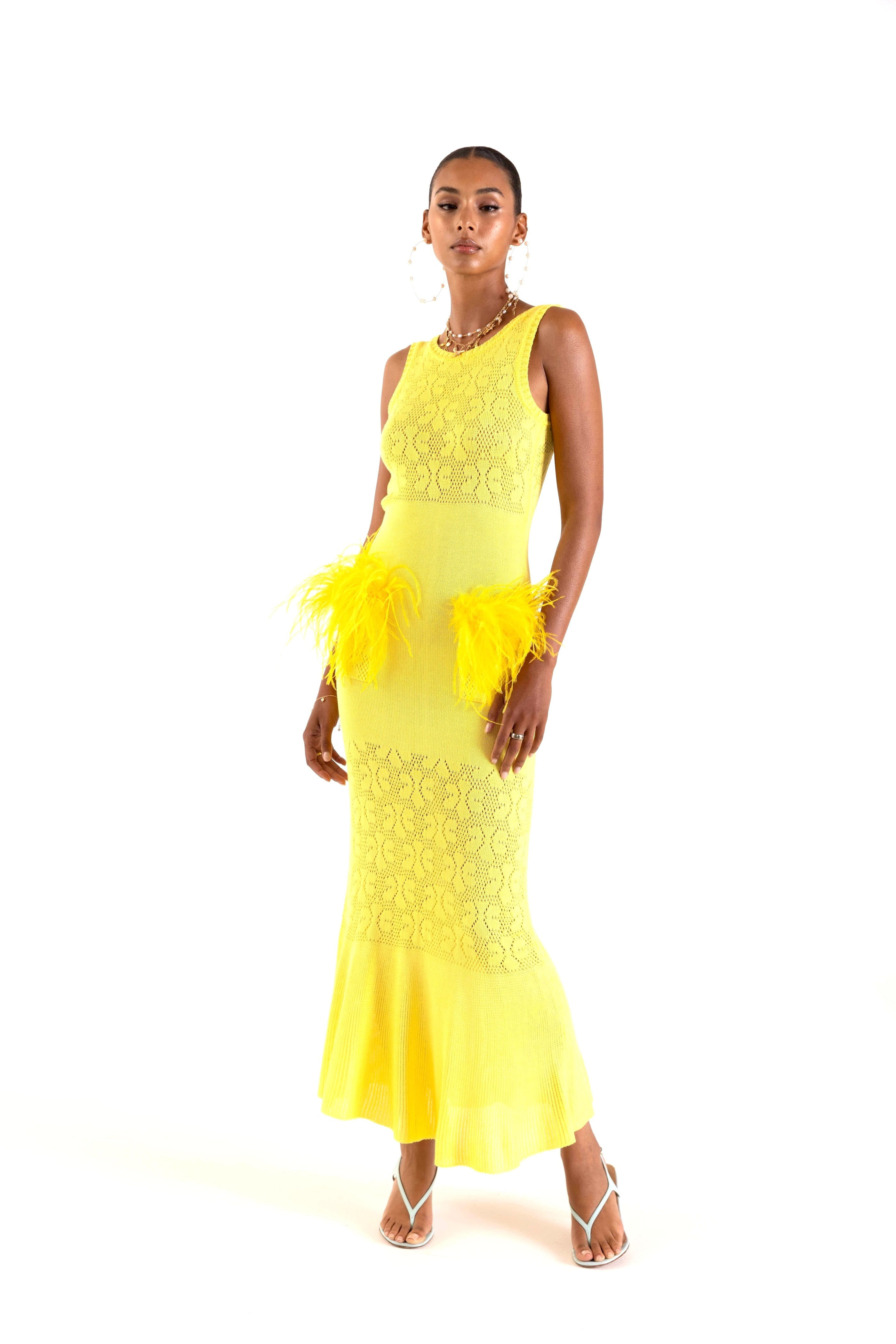 andreeva womens yellow knit dress with feathers