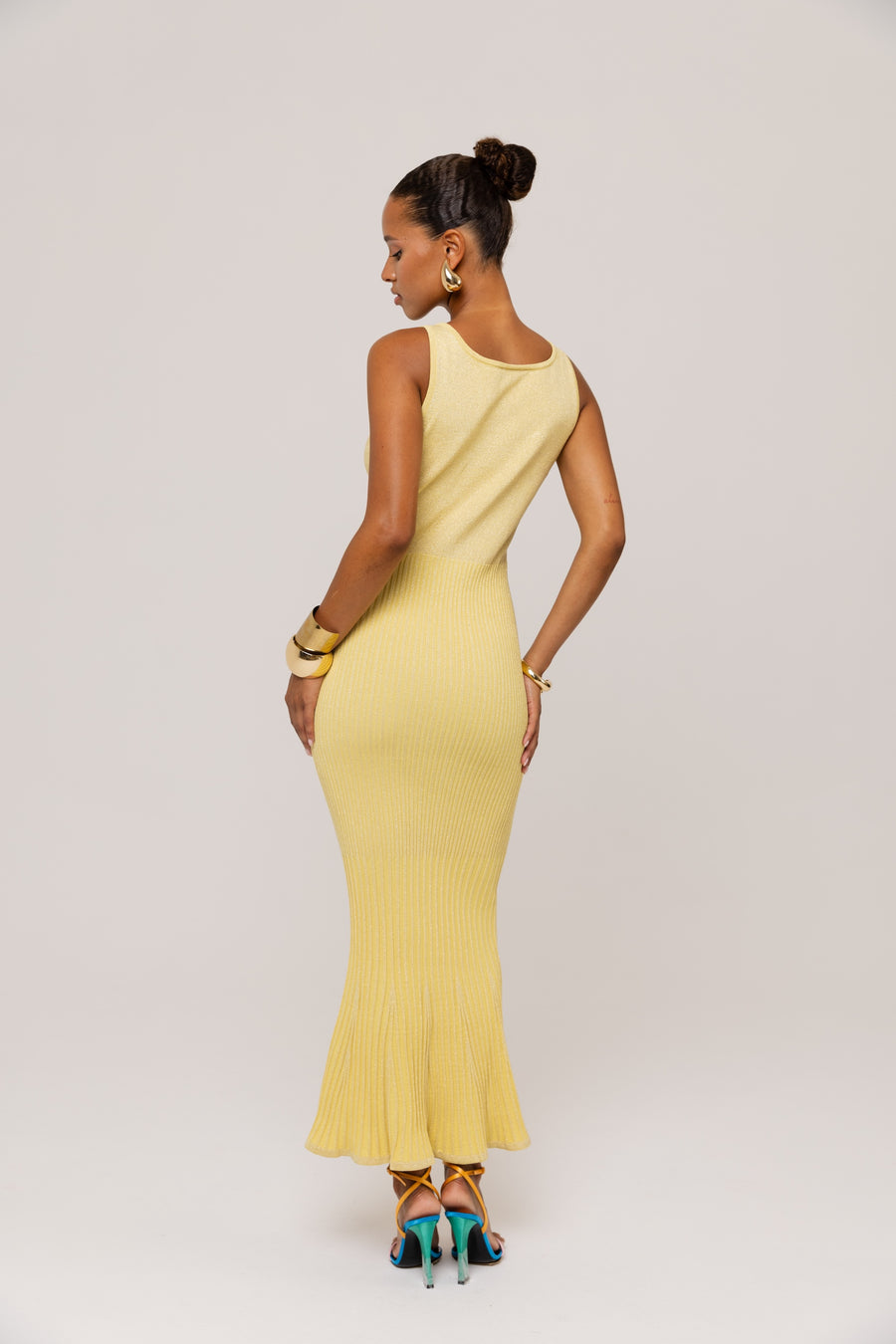andreeva womens yellow knit midi dress