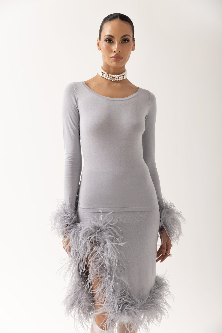 andreeva women's grey knit top with feathers