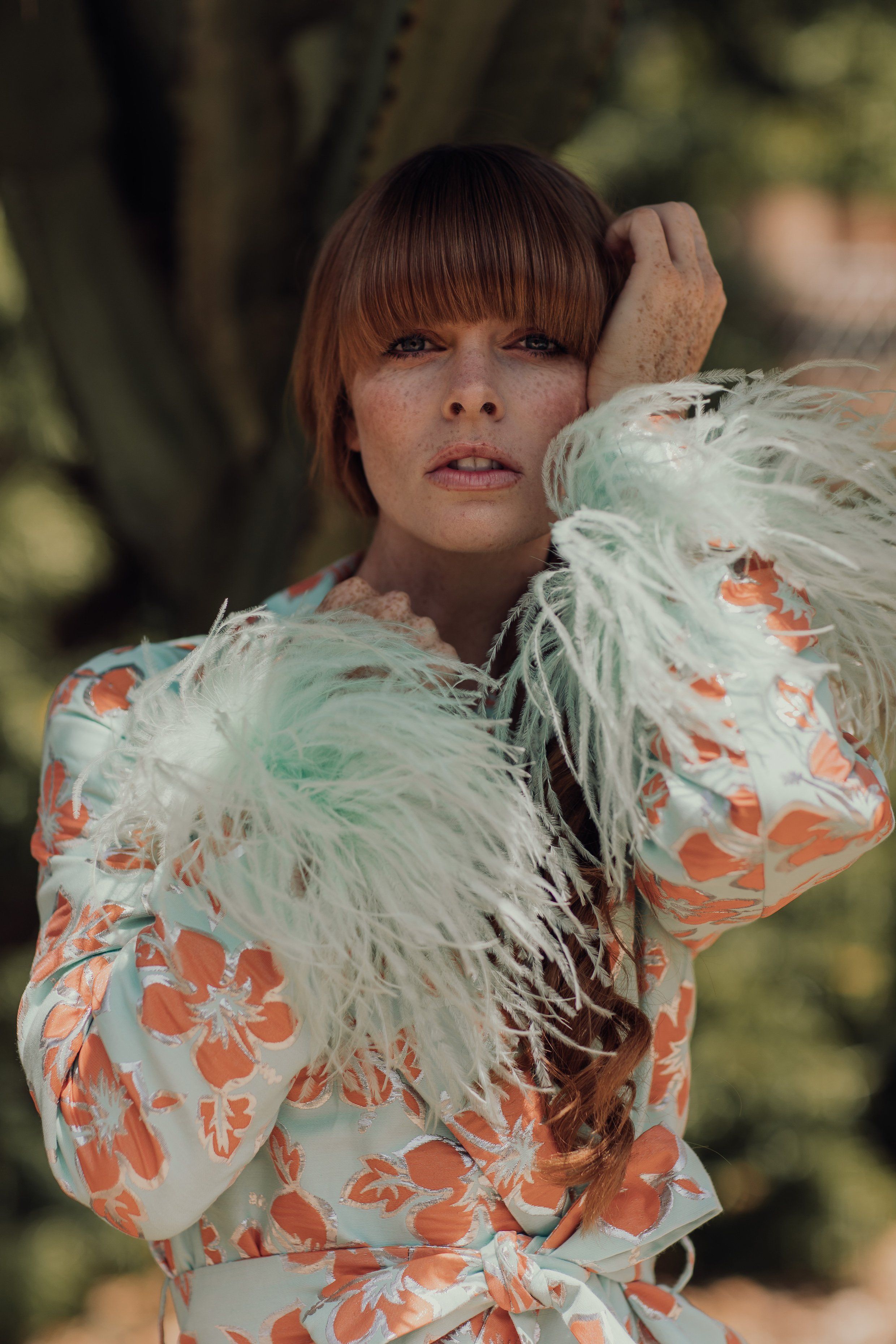 ANDREEVA - Vanilla jacquard jacket with detachable feathers